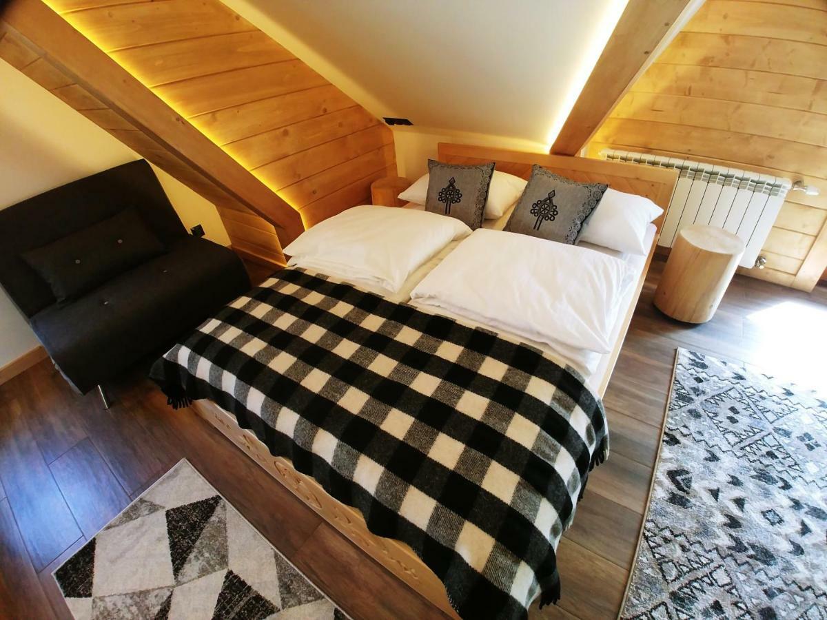 Bed & Breakfast I 